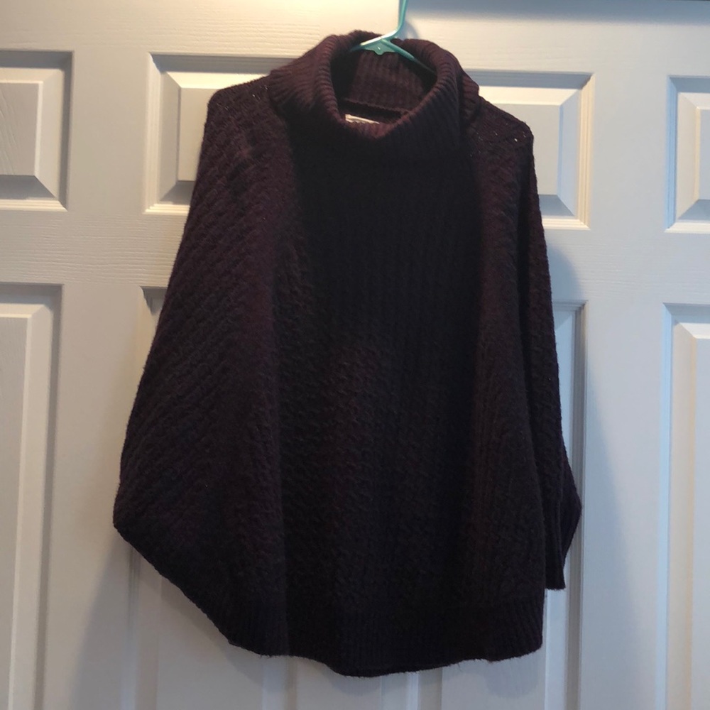 Beautiful Textured Poncho from Lou & Grey